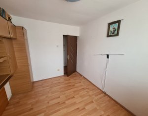 Apartament cu 3 camere decomandate, 61 mp utili, zona Manastur