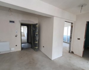Apartament 3 camere, 54 m2, 11 m2 balcon, zona Petrom