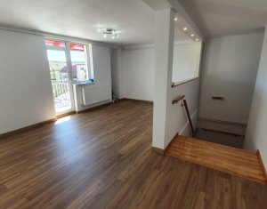 Appartement 3 chambres à vendre dans Floresti