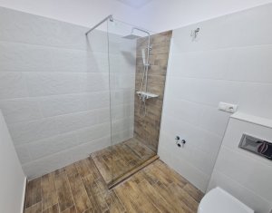 Apartament cu 2 camere semidecomandate, in Someseni