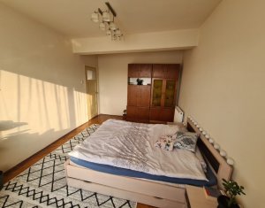 Apartament cu 2 camere decomandate, 43 mp utili, semicentral
