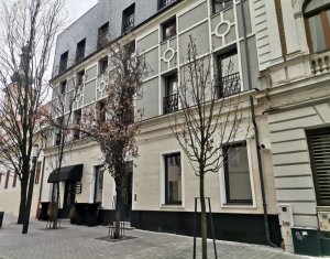 Sale apartment 4 rooms in Cluj-napoca, zone Centru