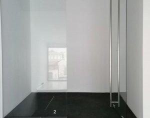 Appartement 4 chambres à vendre dans Cluj-napoca, zone Centru