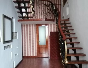 Apartment 4 rooms for sale in Cluj-napoca, zone Centru