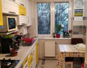 Appartement 3 chambres à vendre dans Cluj-napoca, zone Centru