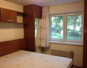 Apartment 4 rooms for sale in Cluj-napoca, zone Manastur