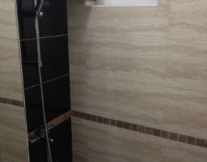 Appartement 4 chambres à vendre dans Cluj-napoca, zone Manastur