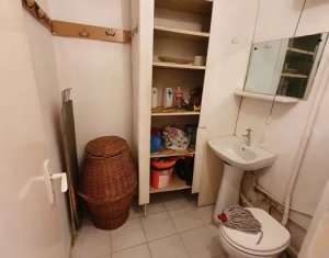 Appartement 3 chambres à vendre dans Cluj-napoca, zone Manastur