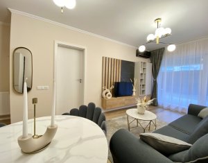 Vanzare apartament 2 camere, lux, terasa si garaj, Viva City, zona Iulius Mall