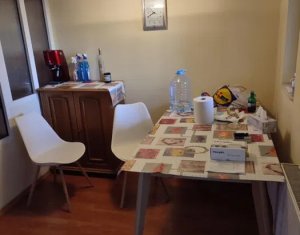 Apartament cu 3 camere, etaj 1 confort sporit