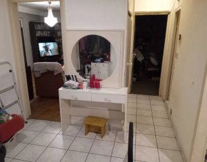 Appartement 3 chambres à vendre dans Cluj-napoca, zone Manastur