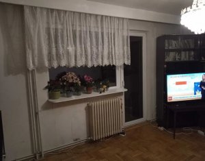 Apartament 3 camere decomandate, 70 mp, et 1, zona Campului, Manastur