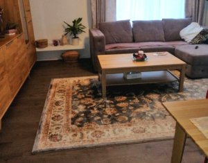Vanzare apartament 2 camere in Floresti