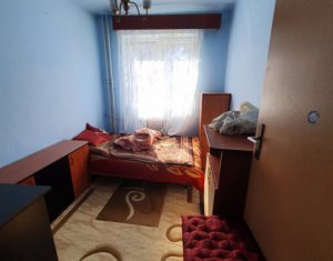 Appartement 4 chambres à vendre dans Cluj-napoca, zone Manastur