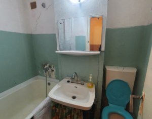 Appartement 4 chambres à vendre dans Cluj-napoca, zone Manastur