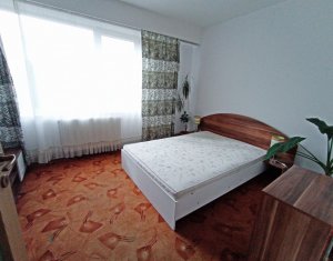 Apartament 2 camere, decomandat, strada Muscel, Andrei Muresanu