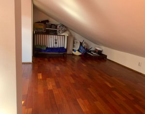 Apartament 3 camere, confort sporit, Edgar Quinet