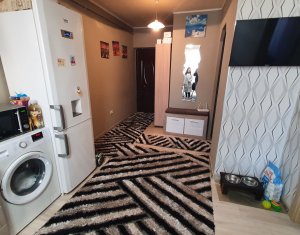 Apartament cu 2 camere, finisat si mobilat, Floresti, zona Porii