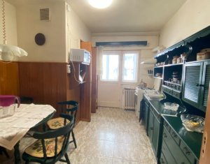 Apartament 4 camere, 96 mp, decomandat, boxe, garaj, Grigorescu