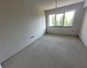 Apartament 5 camere, 165 mp, semifinisat, Buna Ziua