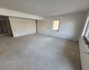 Apartament 5 camere, 165 mp, semifinisat, Buna Ziua