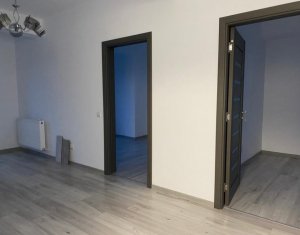 Appartement 3 chambres à vendre dans Floresti