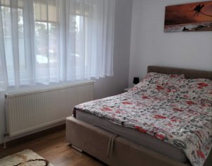 Apartament cu 3 camere decomandate, in zona Calea Floresti, negociabil