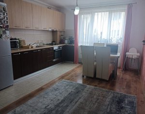 Apartament 3 camere, finisat, mobilat, Floresti