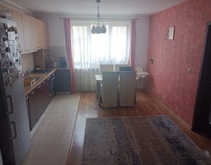 Apartament 3 camere, finisat, mobilat, Floresti