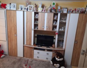 Apartament 2 camere decomandate, zona Campului