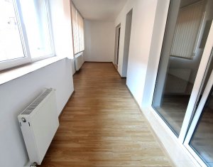 Apartament 2 camere, terasa 25 mp, str. Porii, zona Multiserv Animalia