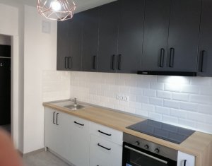 Appartement 4 chambres à vendre dans Cluj-napoca, zone Marasti