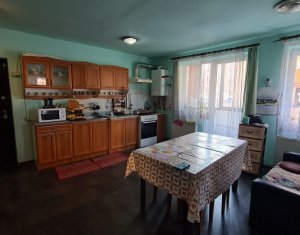 Apartament 3 camere, 48 mp, 2 balcoane 8 mp, Floresti, Sesul de Sus