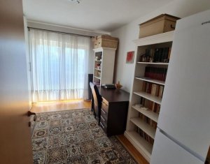 Apartament 3 camere, 96 mp, 2 balcoane, Gheorgheni