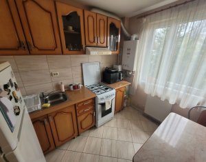 Apartament 1 camera, 37 mp, garaj, finisat, etaj 1 din 5, Intre Lacuri