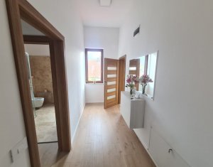 Apartament cu 3 camere decomandate, 58 mp utili, zona Bulgaria