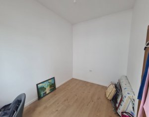 Apartament cu 3 camere decomandate, 58 mp utili, zona Bulgaria