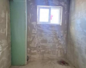 Apartament 3 camere, 54 mp, etaj 2, Calea Baciului