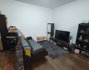 Apartament cu 3 camere, finisat modern, mobilat, Sub Cetate, Floresti