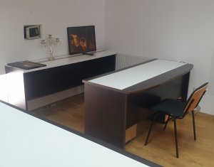 Appartement 5 chambres à vendre dans Cluj-napoca, zone Centru