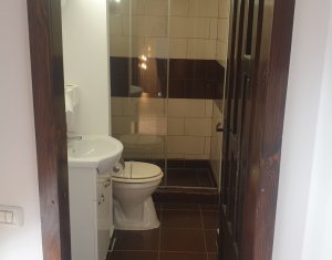 Appartement 5 chambres à vendre dans Cluj-napoca, zone Centru