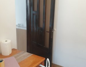 Apartment 5 rooms for sale in Cluj-napoca, zone Centru