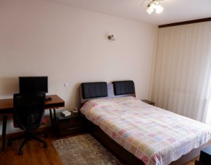 Apartament 3 camere, 75 mp + 14 mp balcon, Zorilor