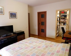 Appartement 3 chambres à vendre dans Cluj-napoca, zone Zorilor