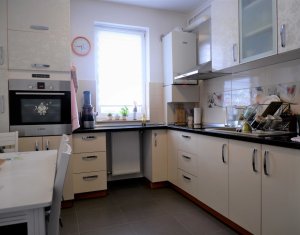 Appartement 3 chambres à vendre dans Cluj-napoca, zone Zorilor