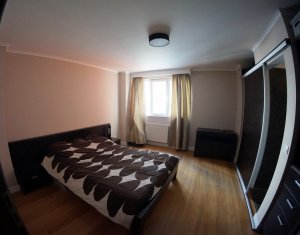 Appartement 4 chambres à vendre dans Cluj-napoca, zone Zorilor