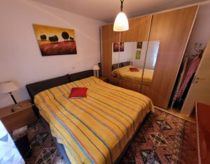 Apartament in vila, 84 mp, 3 camere, 136 mp curte, Andrei Muresanu