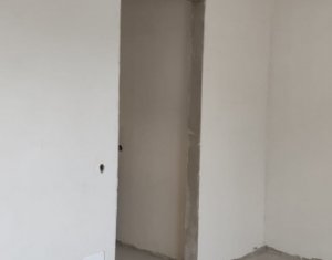 Apartament 3 camere, cu CF, Floresti