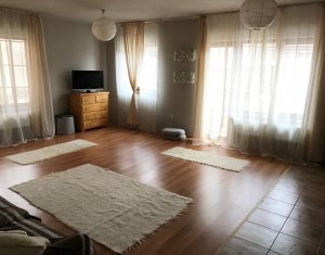 Apartment 2 rooms for sale in Floresti