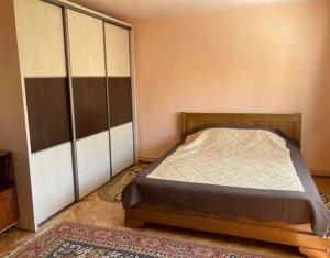 Apartment 4 rooms for sale in Cluj-napoca, zone Intre Lacuri